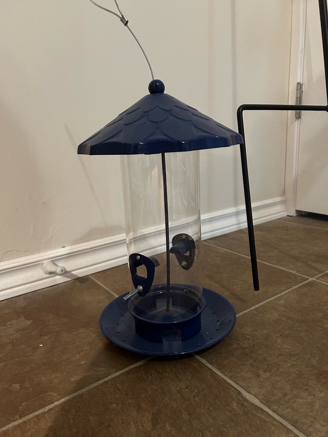 Bird feeder, hook and seed