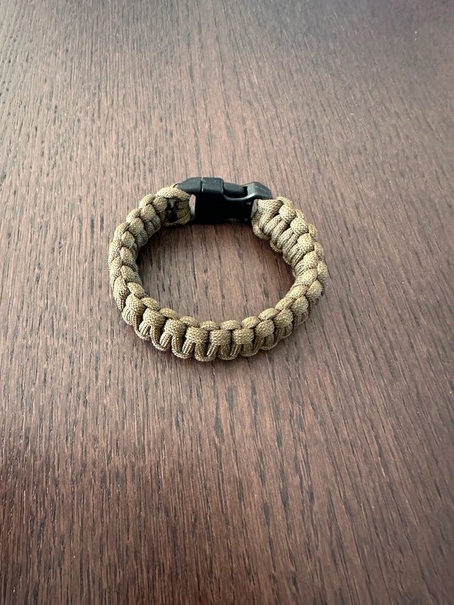 CRKT Paracord Saw Bracelet