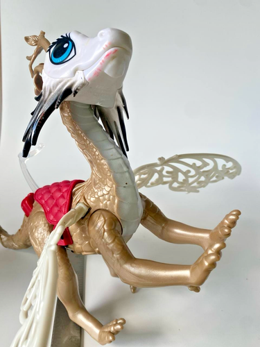 Ever After High Apple White Dragon Braebyrn 2015 - photo 3