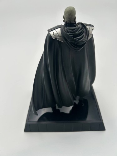 Gentle Giant Darth Malgus Statue 2011 SWTOR Broken Lightsaber - photo 2
