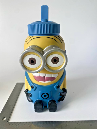 Universal Studios Despicable Me Minion Mayhem Sipper Cup