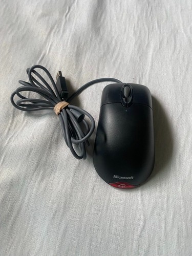 Microsoft X802382 Wheel Mouse Optical USB & PS/2 - Black