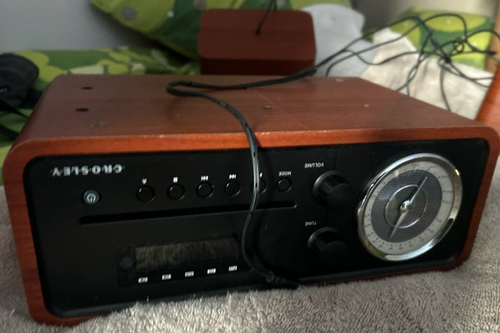 Crosley CR3012A Shelf Stereo CD AM/FM iPod Dock 2 Speakers - photo 2