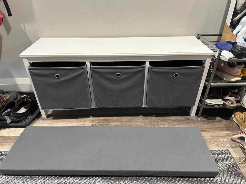 Entry storage bench with bins - photo 4