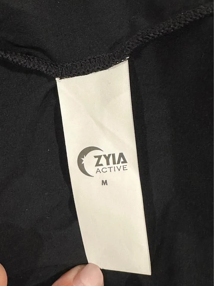 Zyia tshirt size M - photo 4