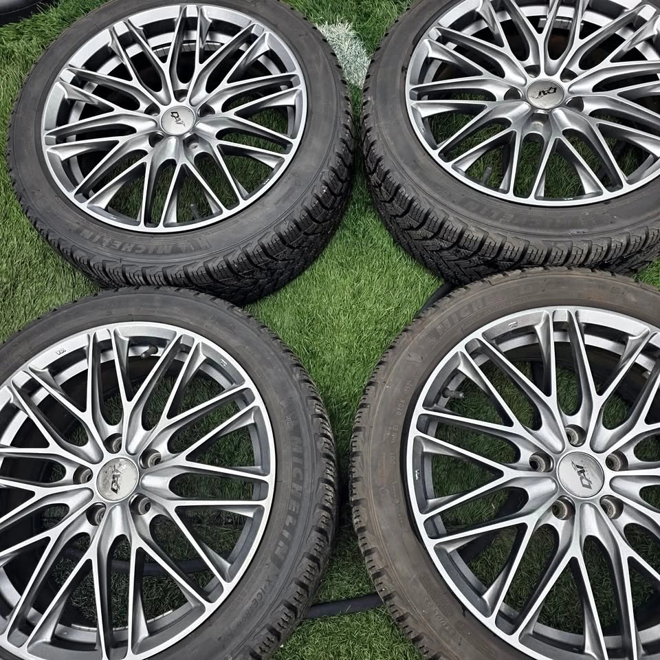 235/45/18 Michelin Winter Tires with DAI Alloy Rims & TPMS