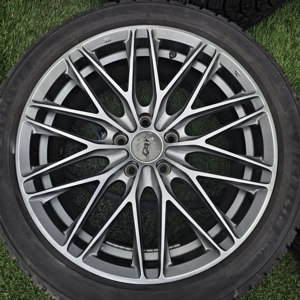235/45/18 Michelin Winter Tires with DAI Alloy Rims & TPMS - photo 2