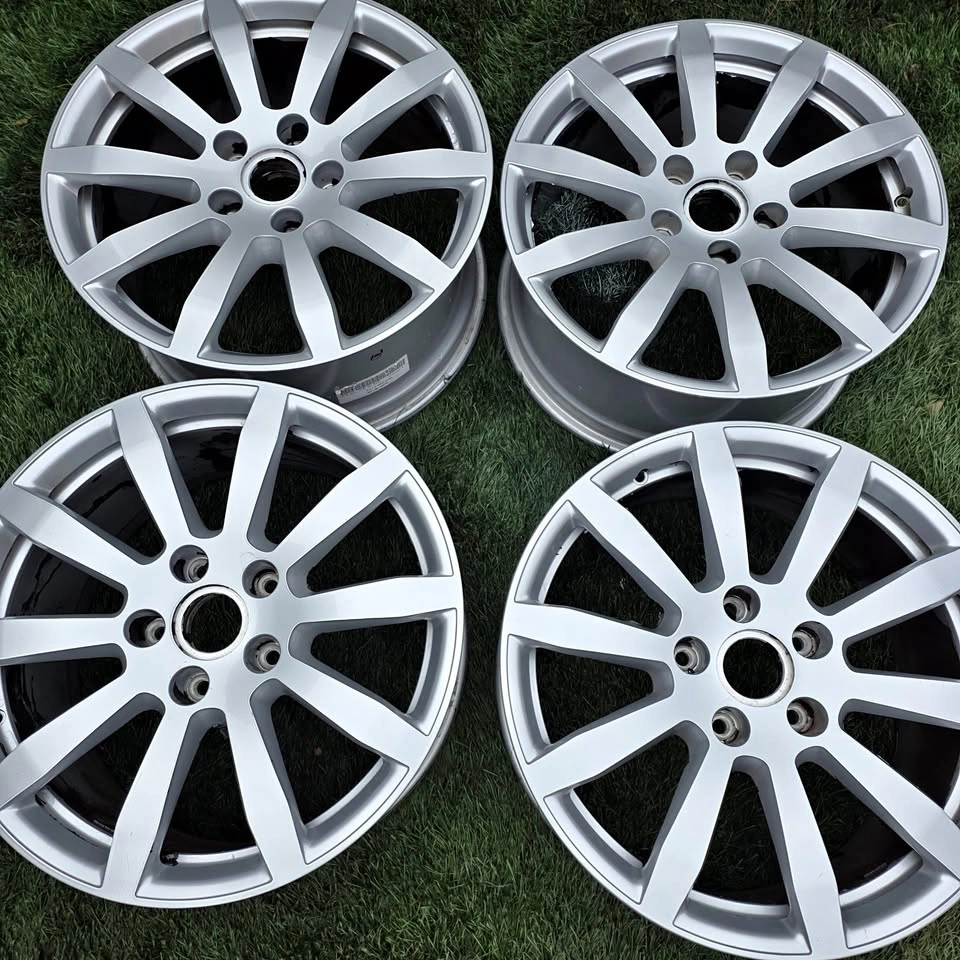 19 inch Genuine Porsche Cayenne OEM alloy rims 5x130