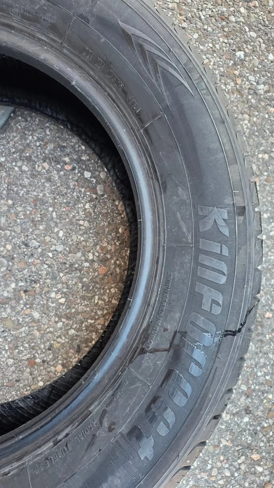 225/65 R17 Kinforest winter tires 90% tread - photo 4