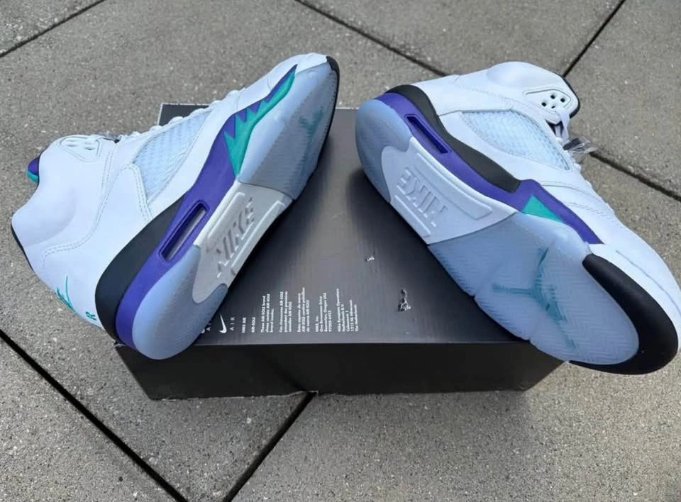 BNIB Air Jordan 5 Retro OG Grape - photo 3