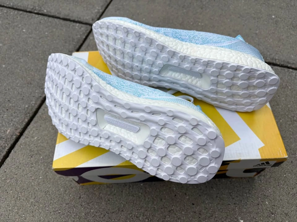 BNIB Adidas UltraBoost Uncaged - photo 2