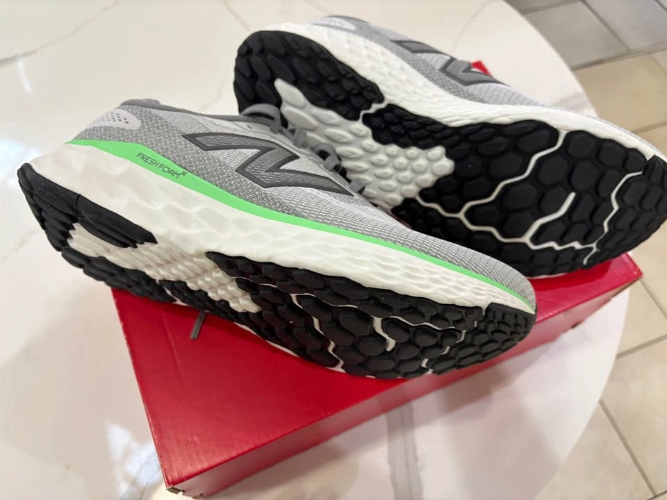 BNIB New Balance Fresh Foam EVOZ v4 Running Shoes - photo 2