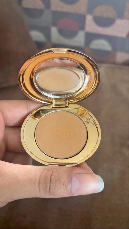 Mini Charlotte Tilbury Setting Powder Tan