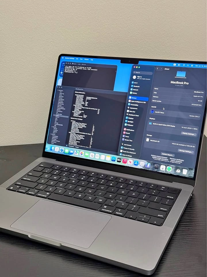 MacBook Pro 14-inch 2021 M1 Pro 16GB RAM 512GB SSD 100% Battery!