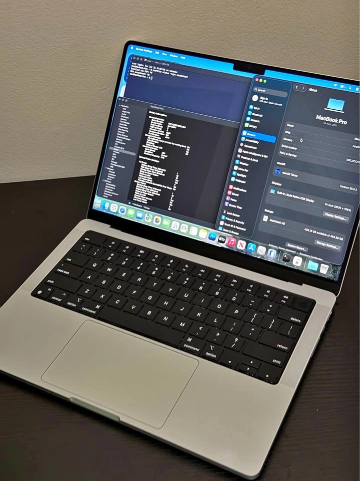 MacBook Pro 14-inch 2021 Apple M1 Pro 16 GB RAM 512GB SSD
