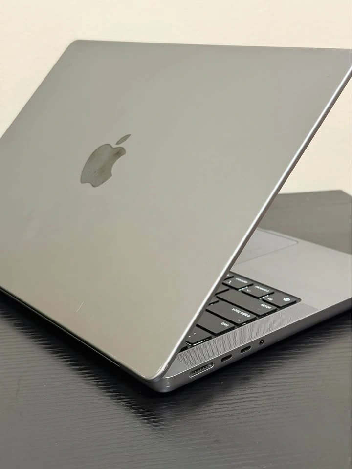 MacBook Pro 14-inch 2021 Apple M1 Pro 16 GB RAM 512GB SSD - photo 4