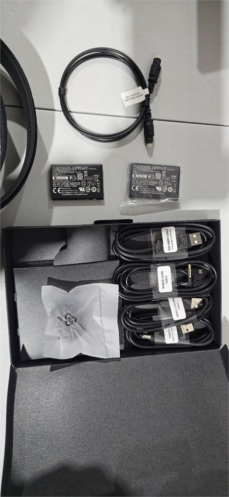 SteelSeries Arctis Pro Wireless Gaming Headset - photo 4