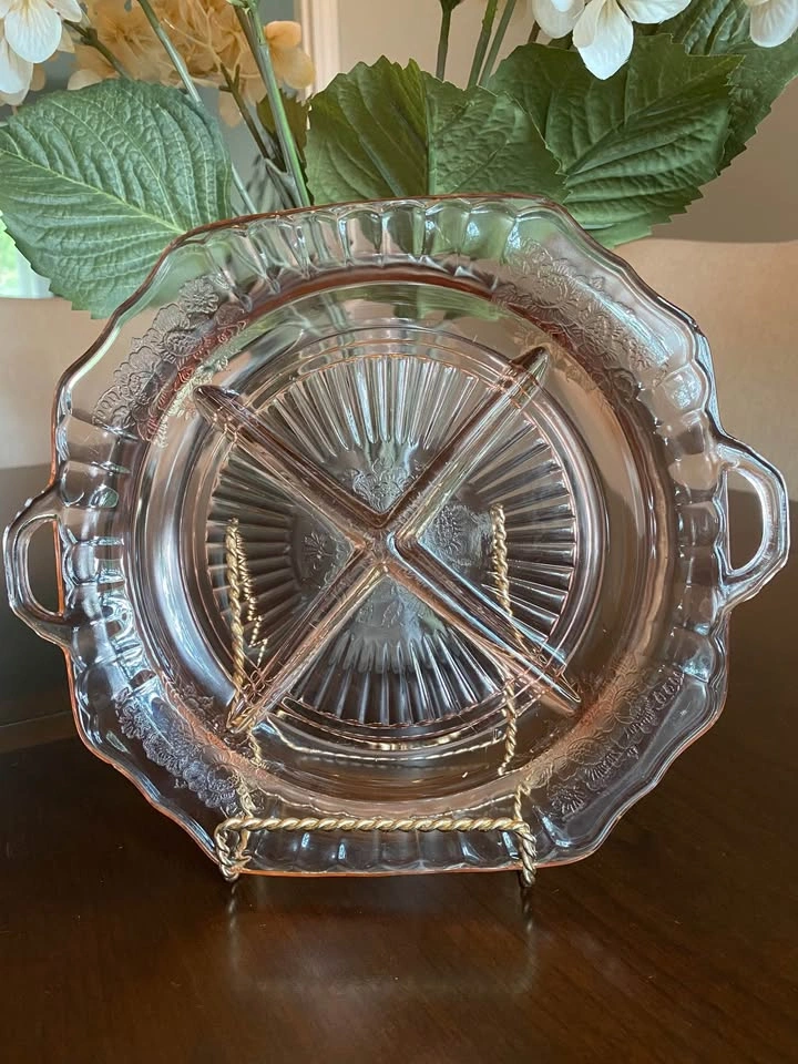 Pink Depression Glass Divided Relish Dish - photo 4