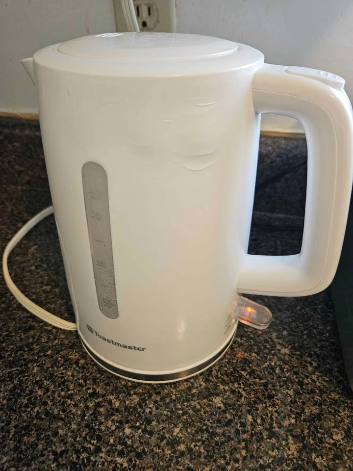 Toastmaster Electric Kettle - photo 3