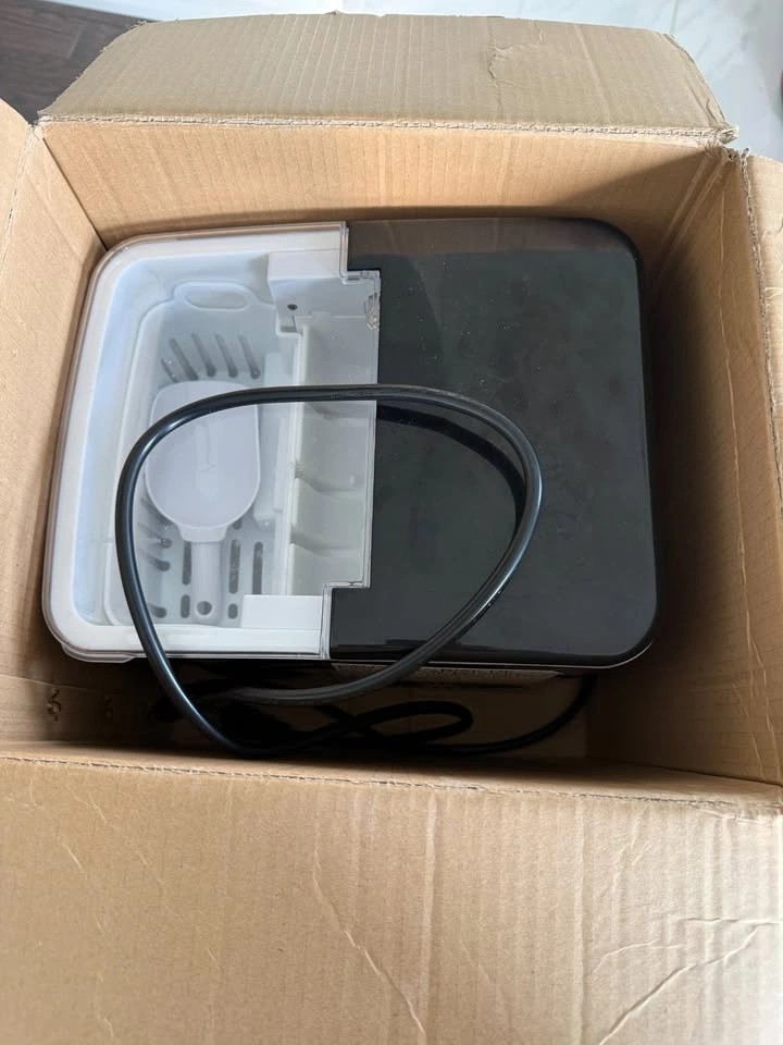 Portable Countertop Ice Maker | Model IM-1211 | As-Is - photo 3