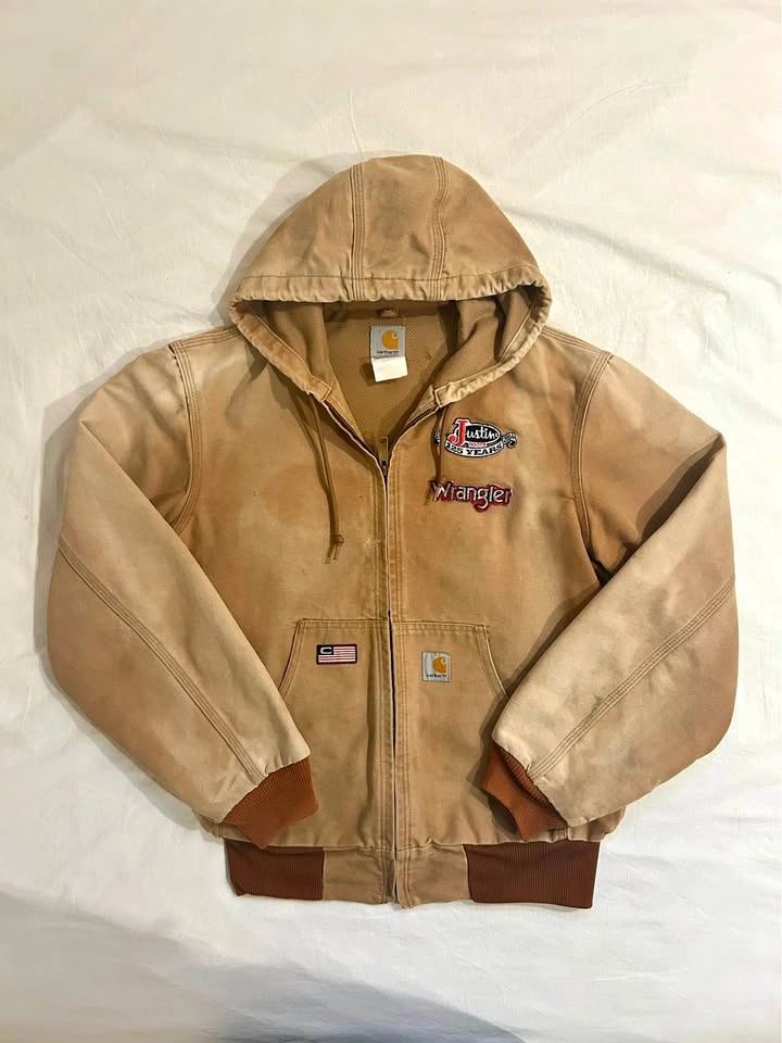 Vintage Carhartt J131 Thermal-Lined Duck Active Jacket (Medium)