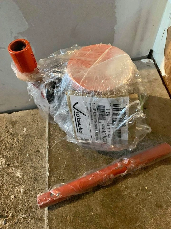NEW VICTAULIC GROOVED BALL VALVE 4"