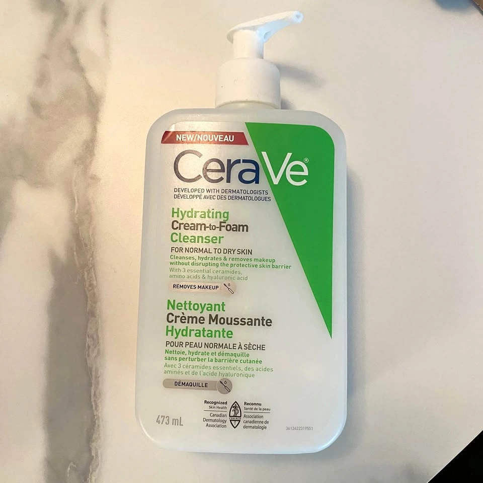 Cerave Hydrating Foaming Cleanser