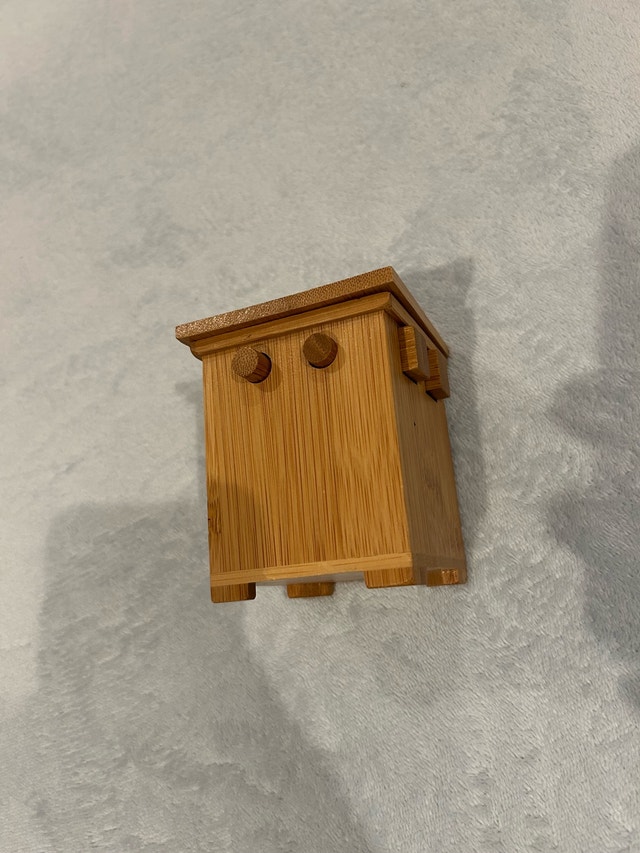 Bits and Pieces Wooden Bamboo Puzzle Box Brainteaser