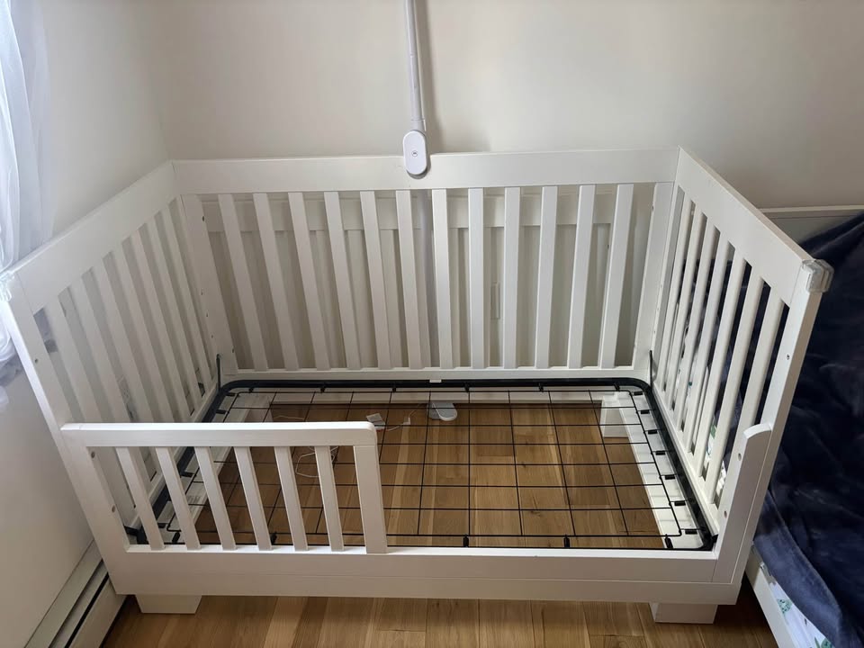 Modo 3-in-1 Convertible Crib with Toddler Bed Kit - photo 2