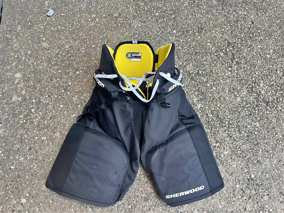 Sherwood hockey pants
