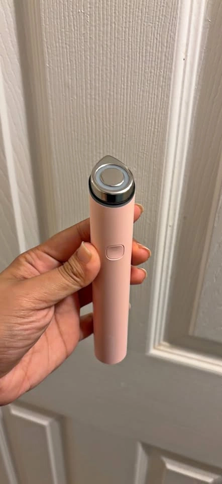 Medicube booster pro mini beauty device