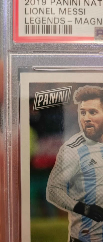 2019 Panini National Convention Legends Lionel Messi /99 - photo 3
