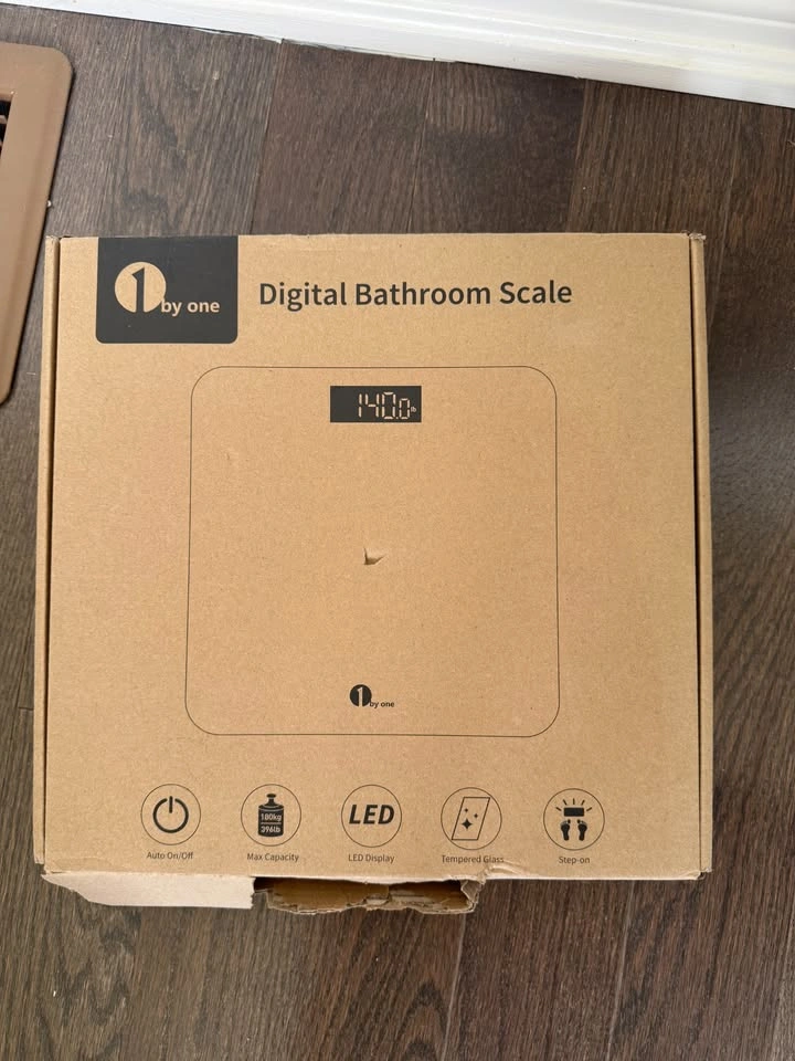 1byone Digital Bathroom Scale | Tempered Glass | 396 lb Capacity - photo 2