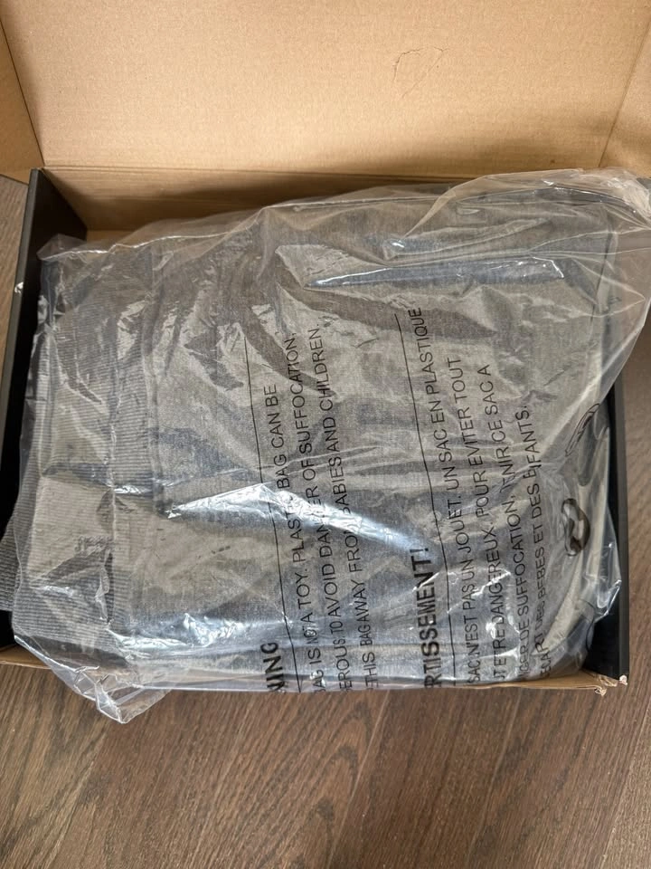 Hennchee Heated Pullover Jacket - Size Large - photo 2