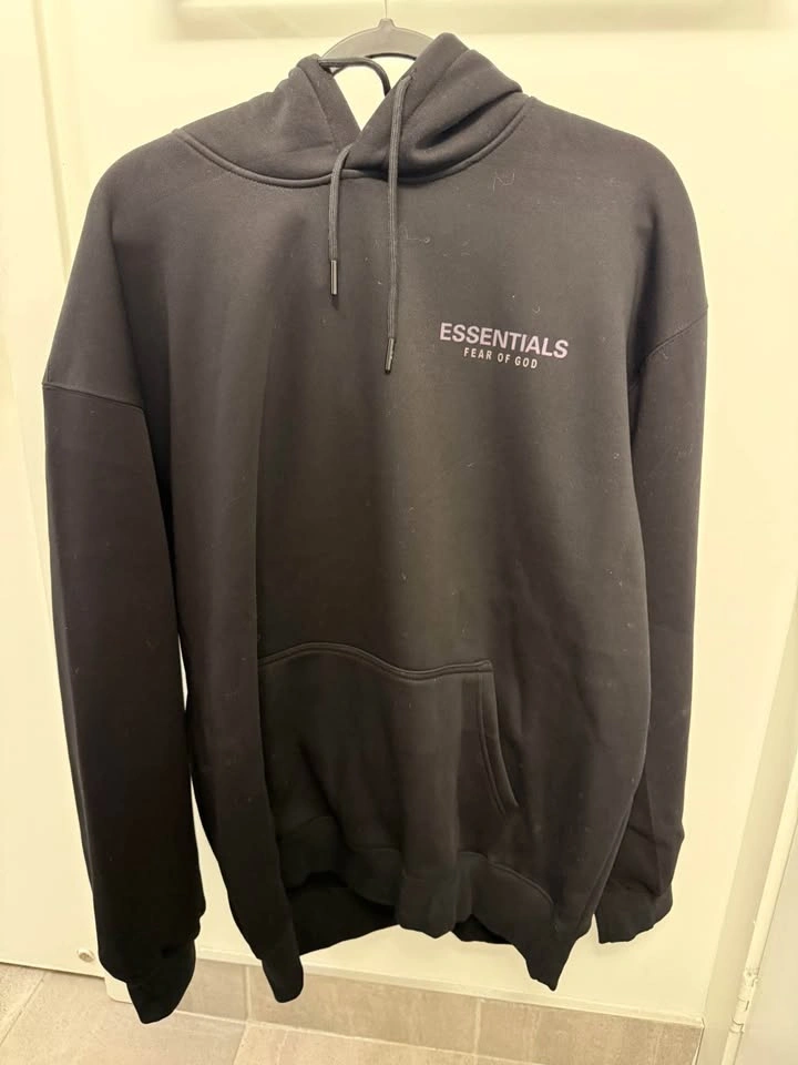 Xl Essentials Fear of God Black Hoodie - photo 3