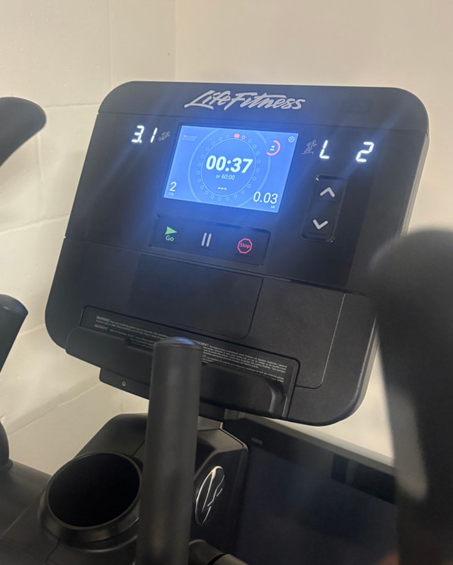 life fitness club series + - photo 4