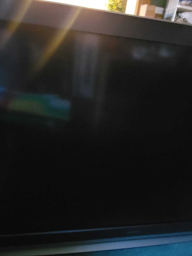 Big Screen Sony TV - photo 3