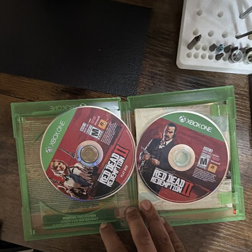 Rockstar Games Red Dead Redemption II Xbox One 2-Disc w/ Case - photo 2
