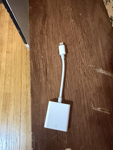 Apple Lightning to SD Card Camera Reader Adapter MD822AM/A - photo 2
