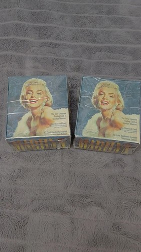 MARILYN MONROE Two Trading Cards Boxes 1993 Sports Time - photo 2