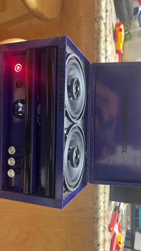 Custom US General Portable Audio Box with Speakers