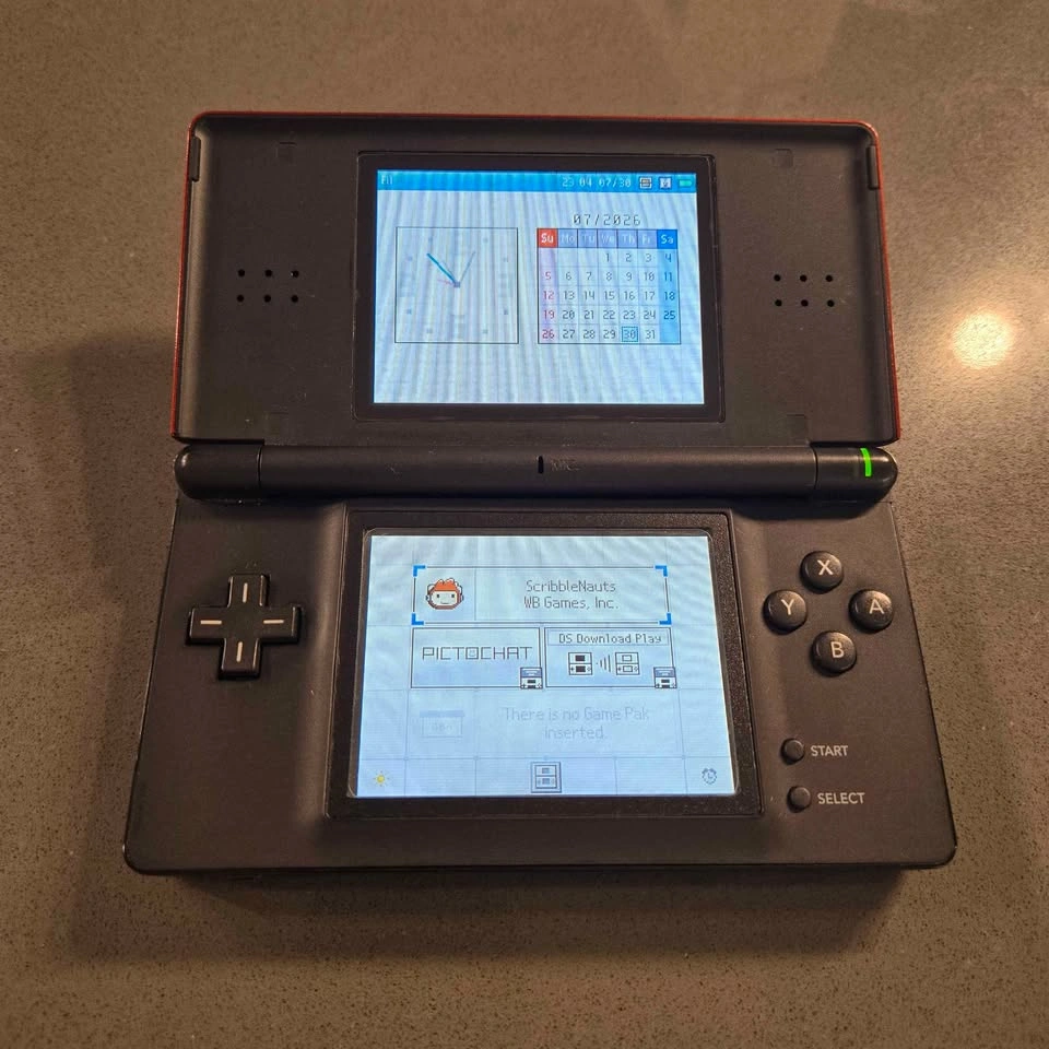 Nintendo Ds Lite. Excellent condition. Charger, stylus inc. - photo 4