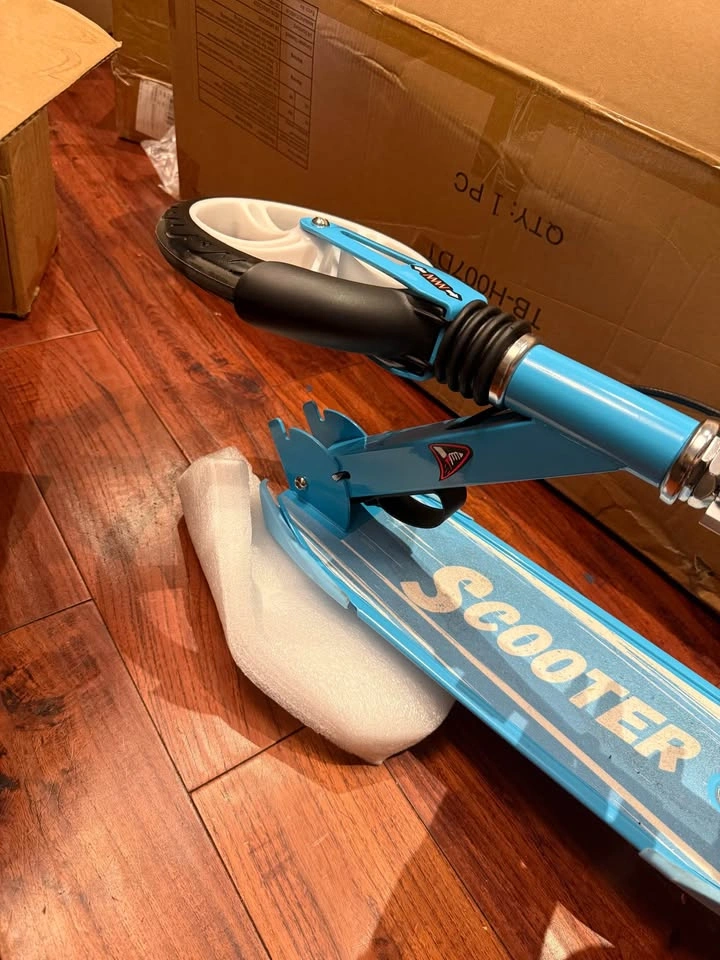 Blue Kick Scooter with Hand Brake - photo 2
