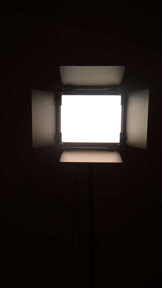 Neewer NL660 LED lights - photo 5