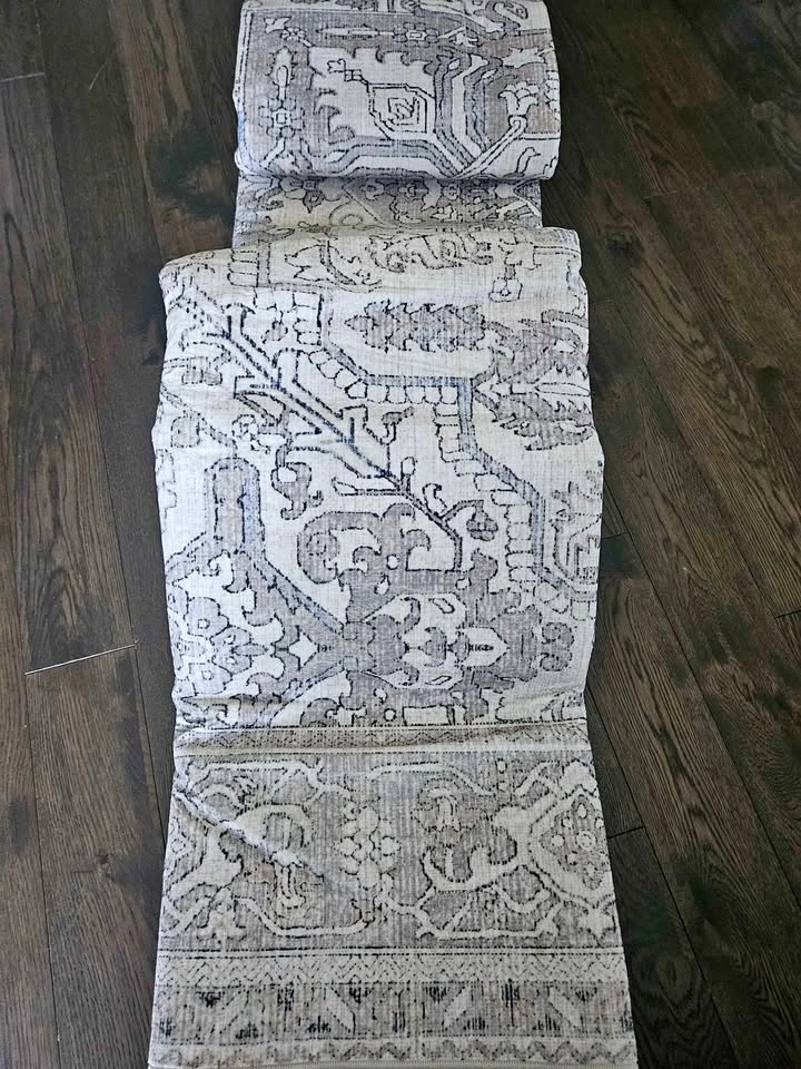 9x12 Beautiful brown Area Rug Brand New