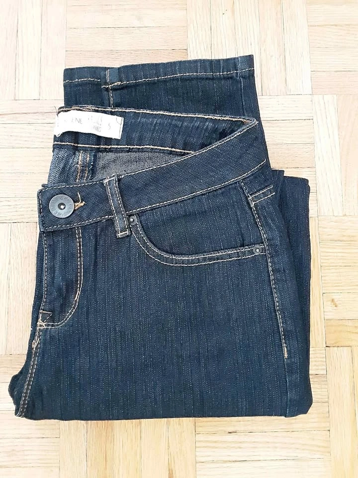 Brand New Ardene Basics Jeans Size 5