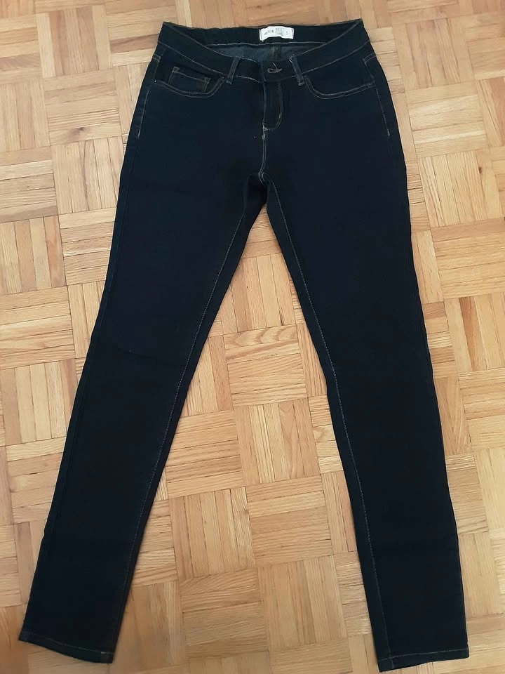 Brand New Ardene Basics Jeans Size 5 - photo 3