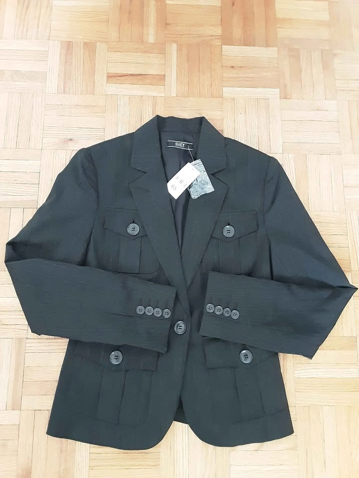 Brand New Suzy black pinstripe blazer - photo 2