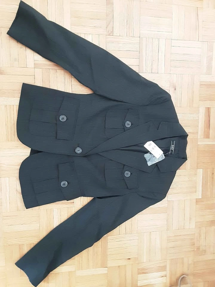 Brand New Suzy black pinstripe blazer - photo 3