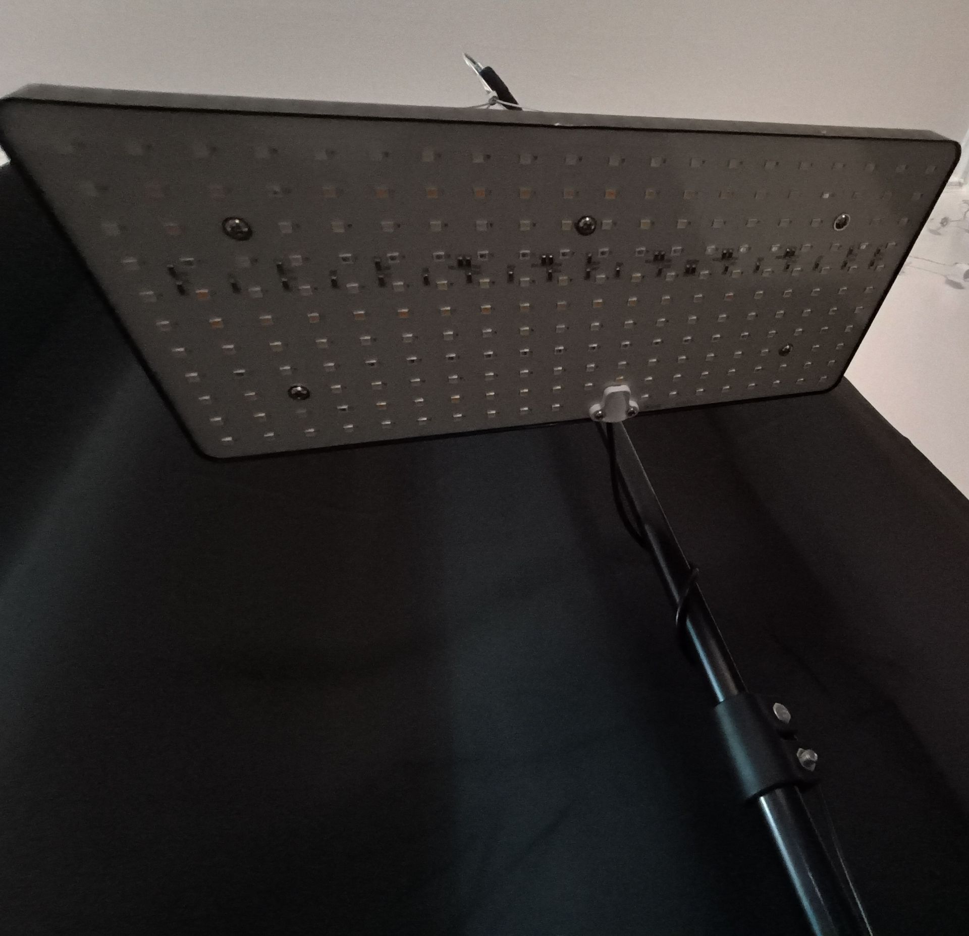 Height Adjustable Plant Grow Light
